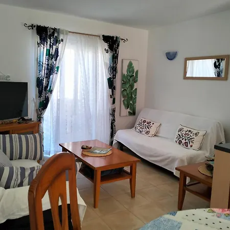 Antigua Bay Casa Dorothy Daire *